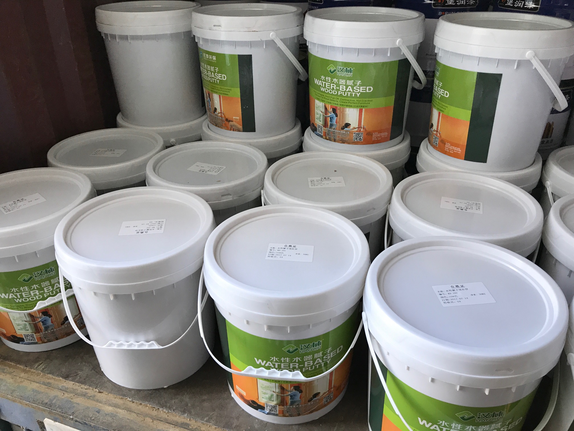 家具行业油改水潜力大，低碳涂装不忘用旭彩网水性腻子